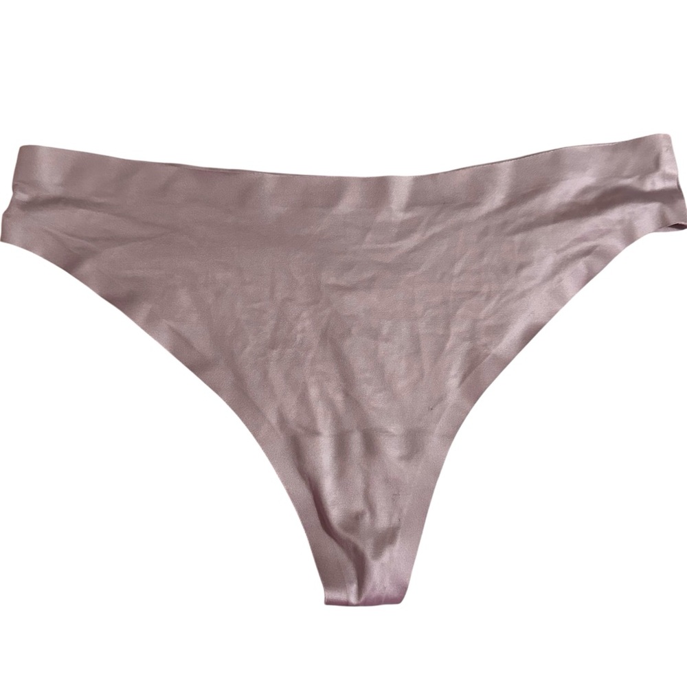 2/$15 VICTORIA’S SECRET Seamless Mauve Spandex Thong L